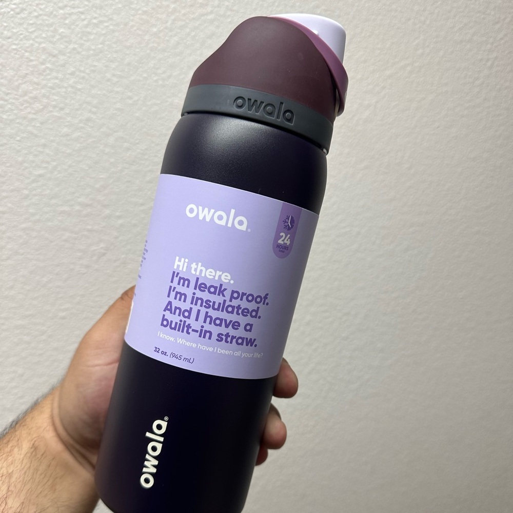Owala Freesip Stainless Steel 32oz Water Bottle Whole Foods Exclusive Navy Berry